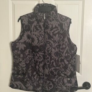 Jane Ashley Elegant Black and White Floral Vest